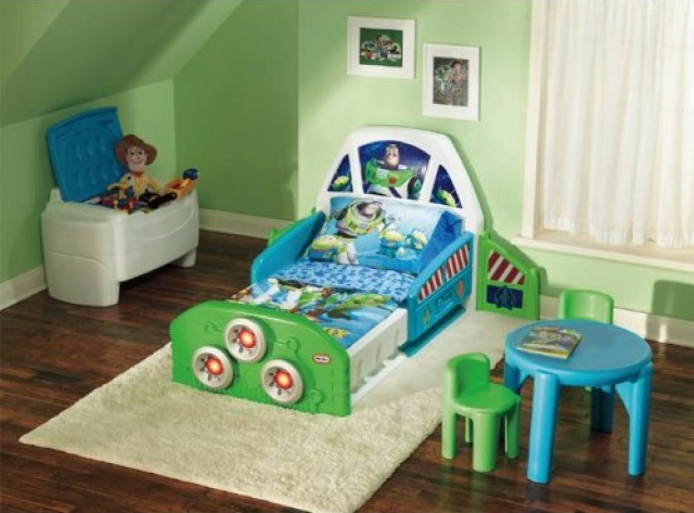 Dětská postel Toy Story Buzz - 4 Dětská postel Toy Story Buzz - 4